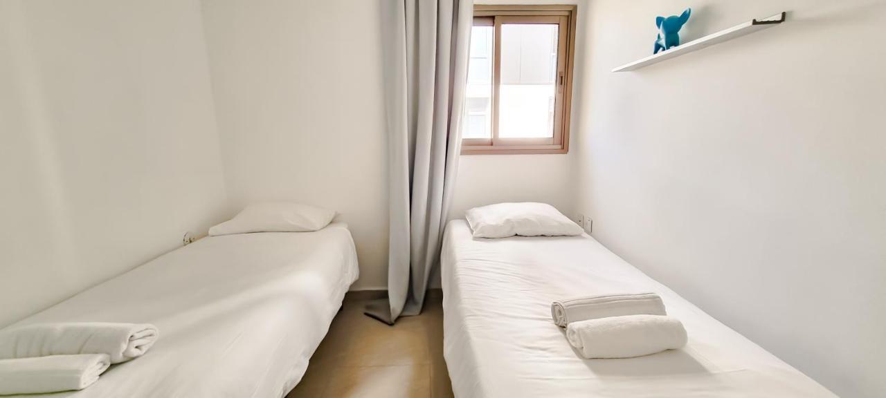 Bnb Israel Apartments - Harav Kook Lilas Tel Aviv Eksteriør bilde