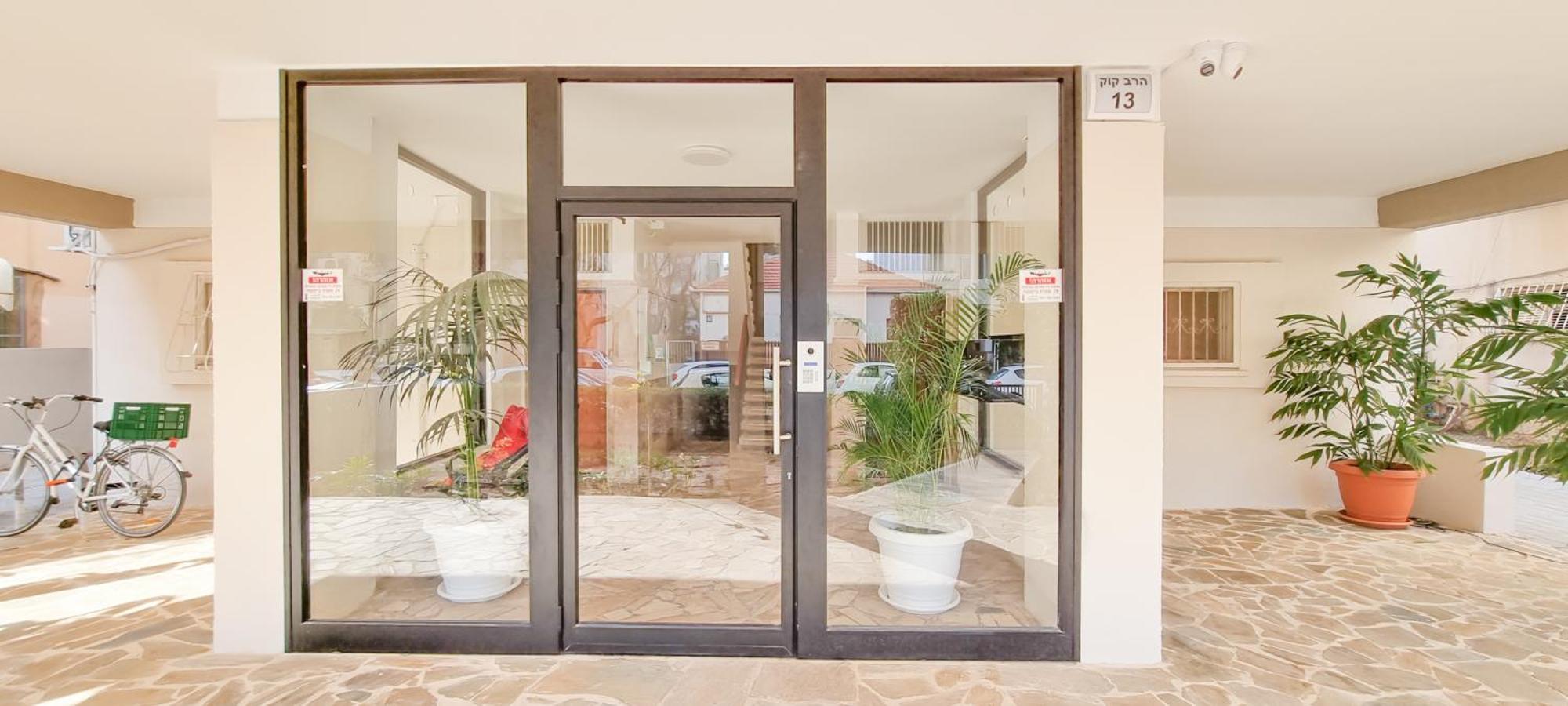 Bnb Israel Apartments - Harav Kook Lilas Tel Aviv Eksteriør bilde